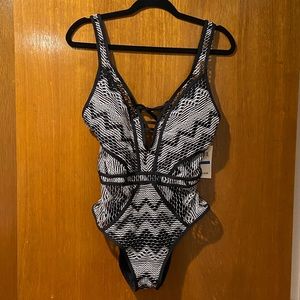 Reveal plunge one piece swimsuit